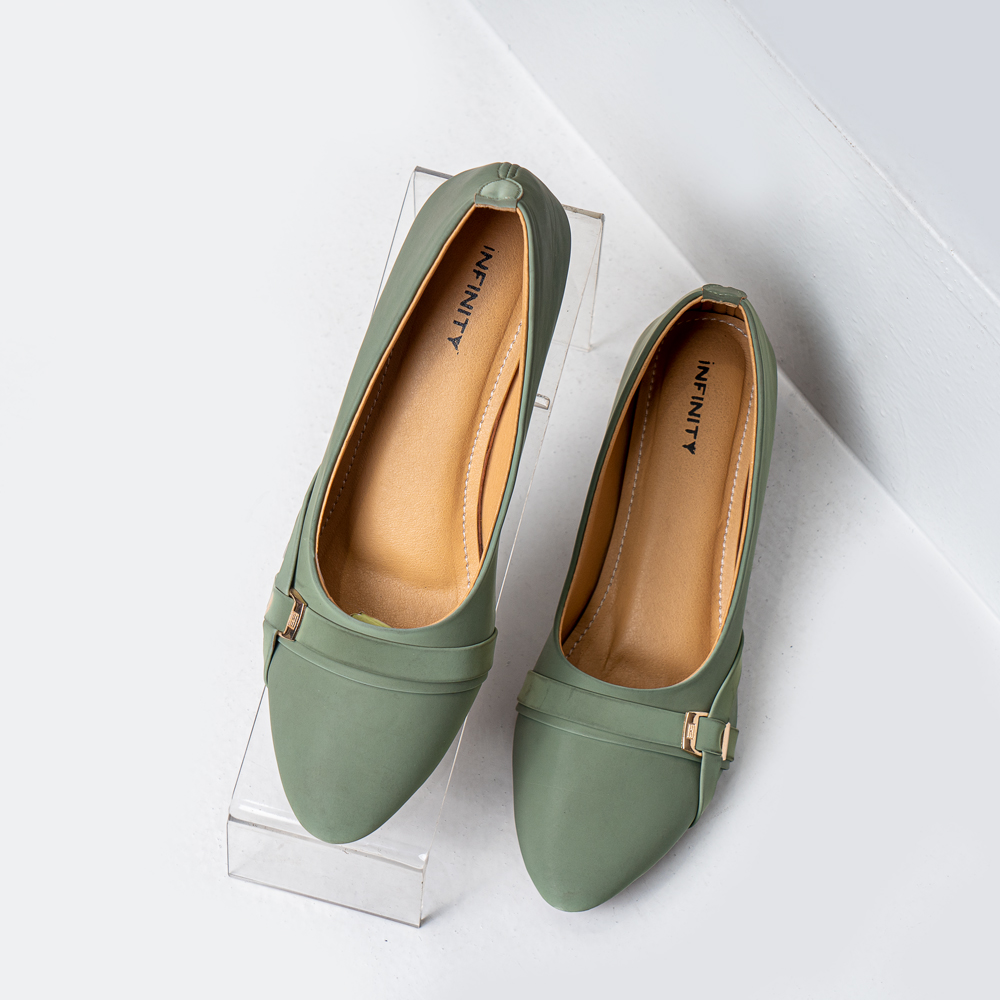 iNFINITY Ladies Light Olive Color Pump Shoe