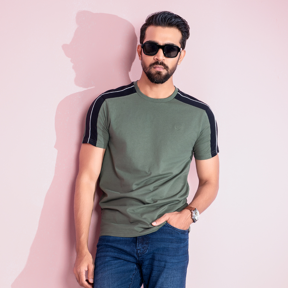 Richman Men's Olive Color Half Sleeve Round Neck T-Shirt